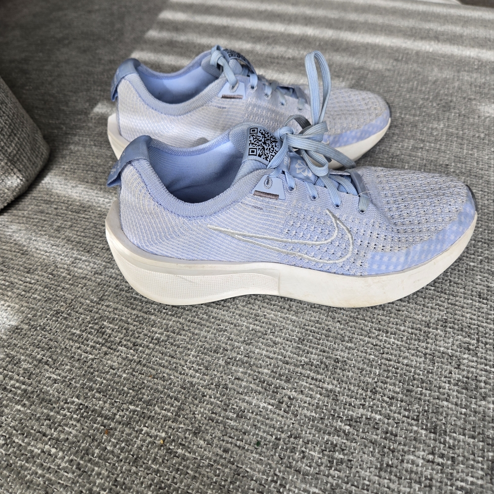 Nike Women's Light Blue Running Sneakers
